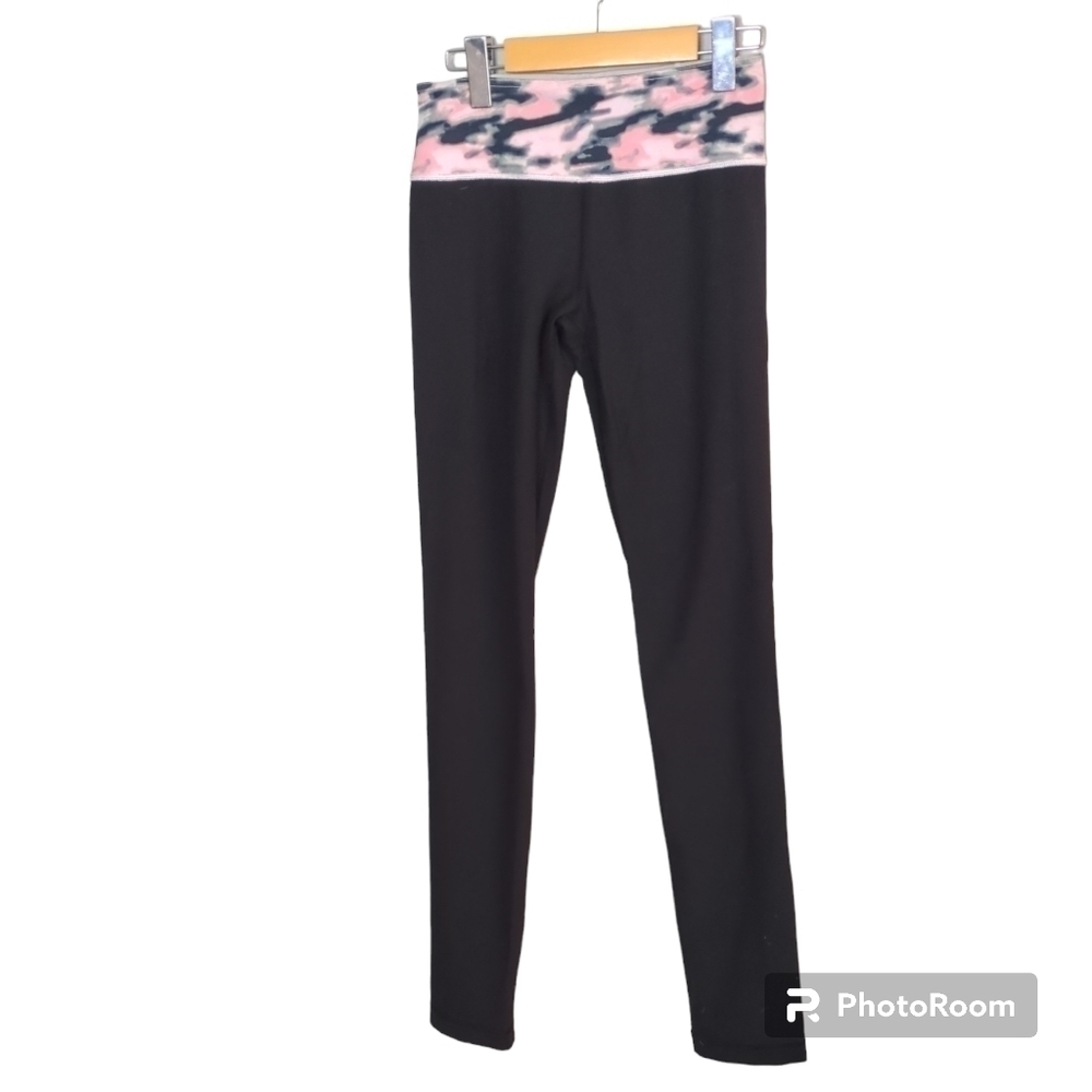 Lululemon Wunder Under Reversible Pant Size 4